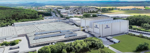Auf dem Bild sieht man das Werk von Schumacher Verpackungen